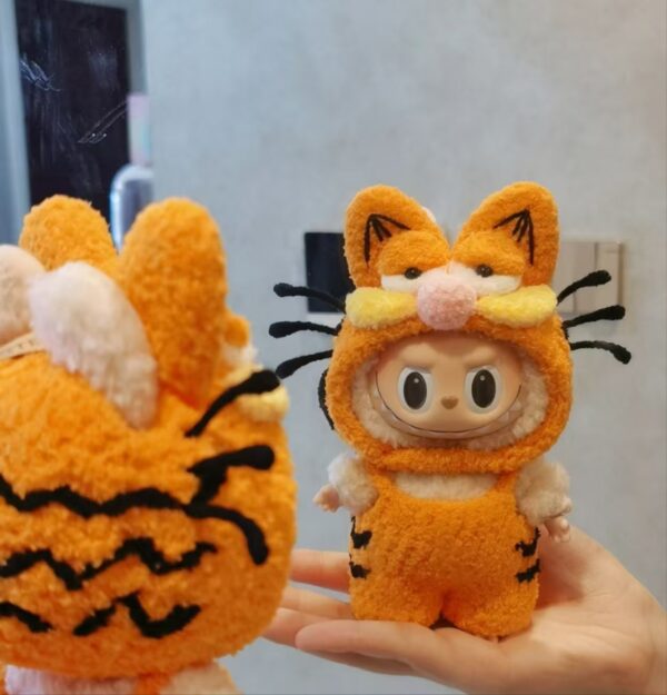 Labubu clothing Garfield cat set