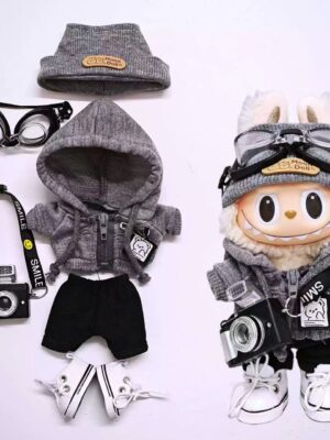 套装（不含娃娃）灰色卫衣+帽子+裤子+鞋 +护目镜+相机六件套