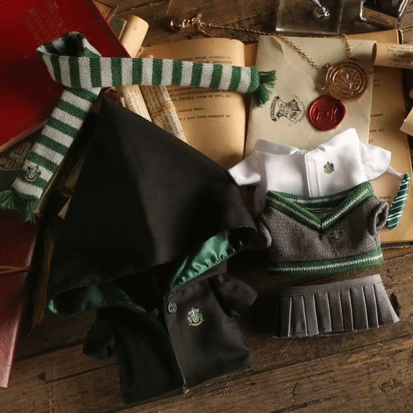 Labubu clothing, Harry Potter cloak uniform