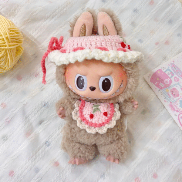 Labubu baby clothes - knitted pink hat, bib and set